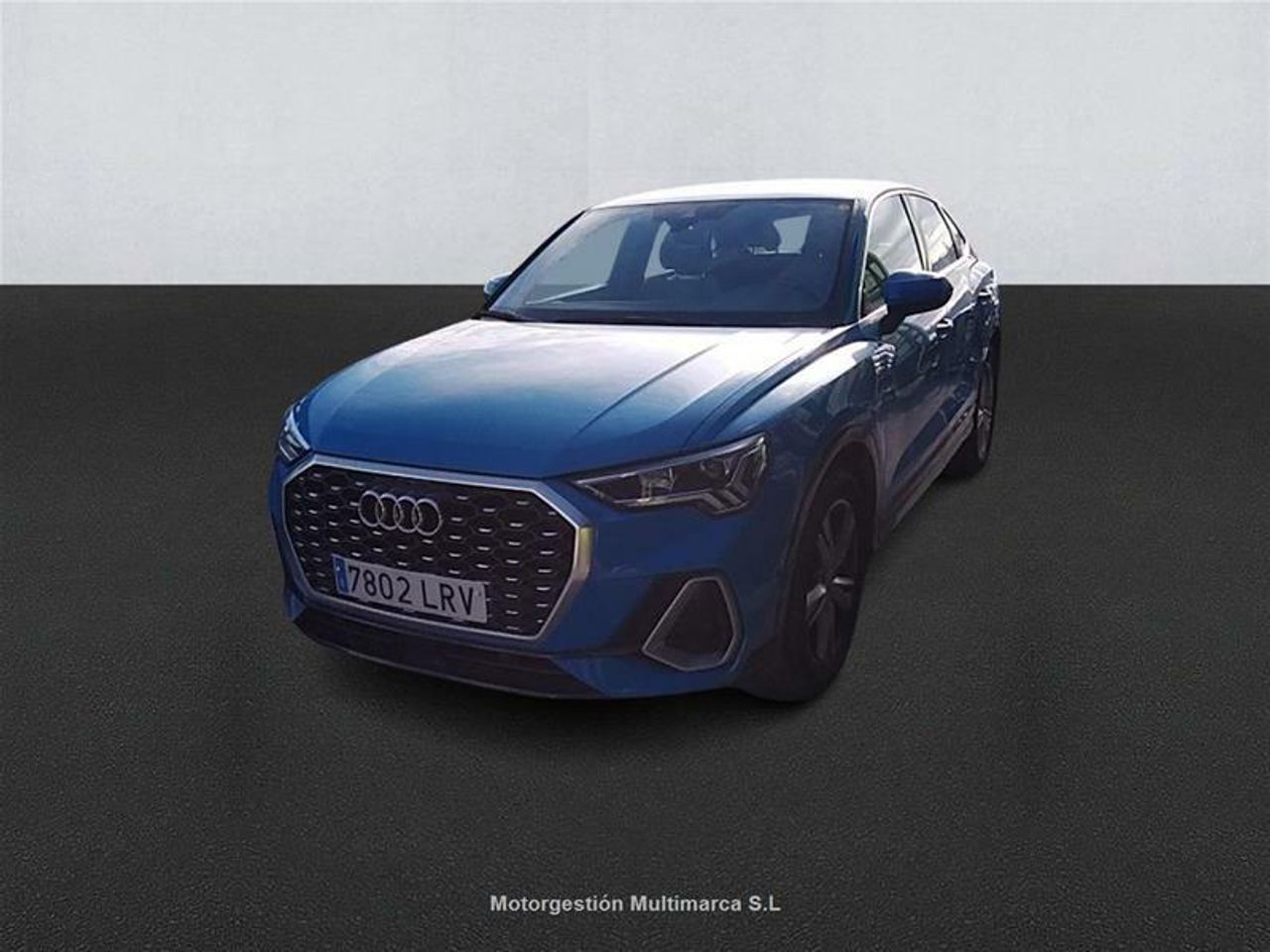 Foto audi q3 2021 /