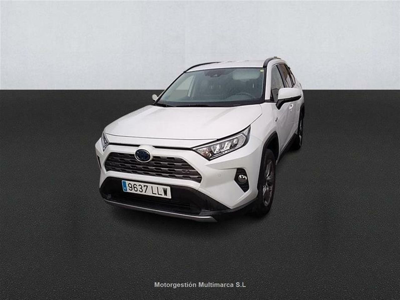Tractores mulas mecanicas  de segunda mano - toyota rav4 2021 /