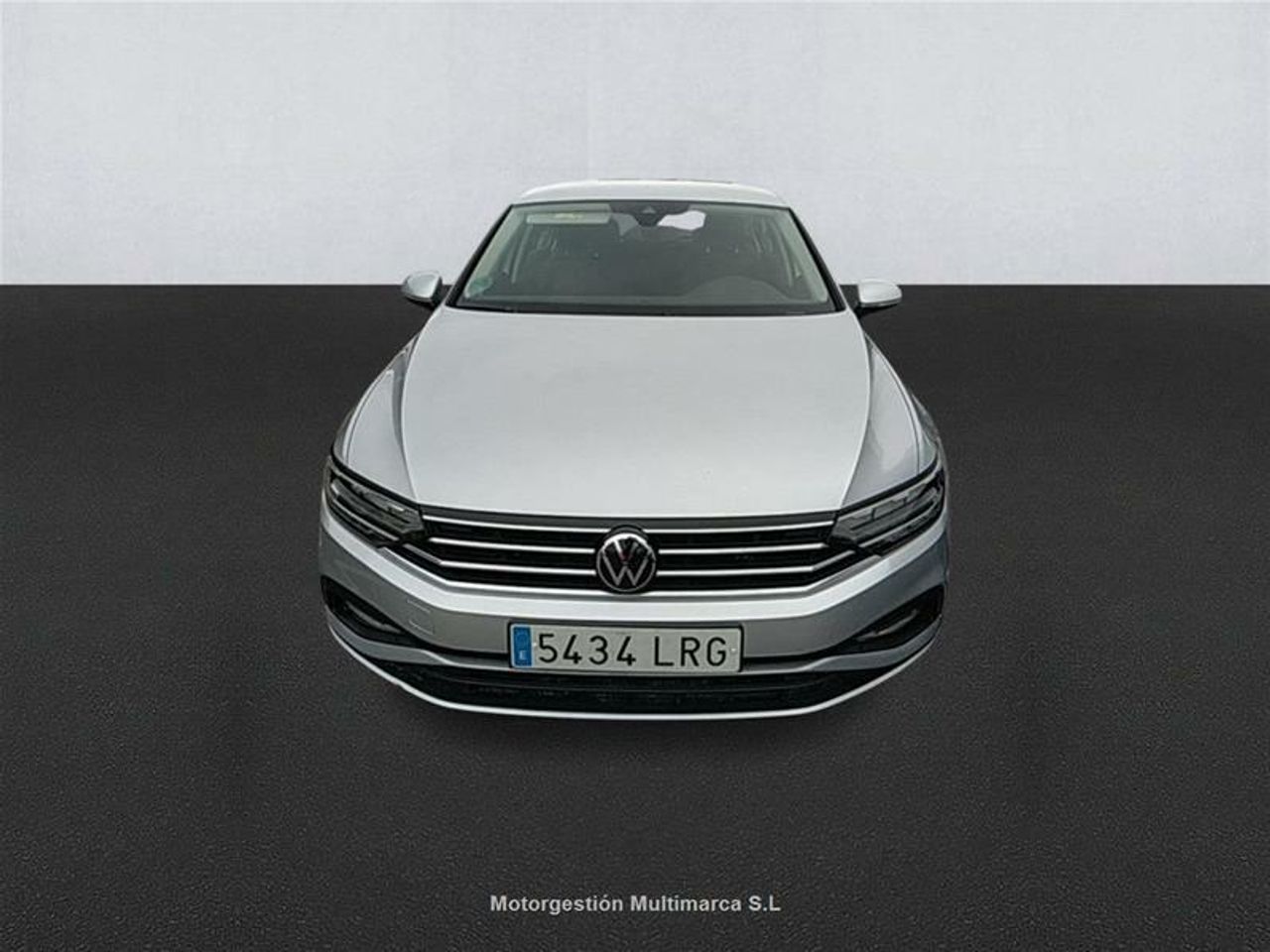 volkswagen passat 2021 / foto grande (2)