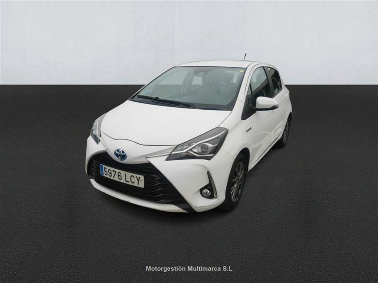 Tractores mulas mecanicas  de segunda mano - toyota yaris 2019 /