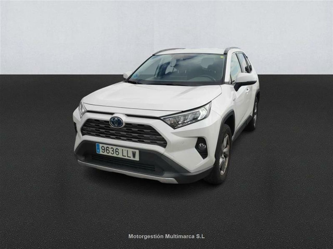 Tractores mulas mecanicas  de segunda mano - toyota rav4 2021 /