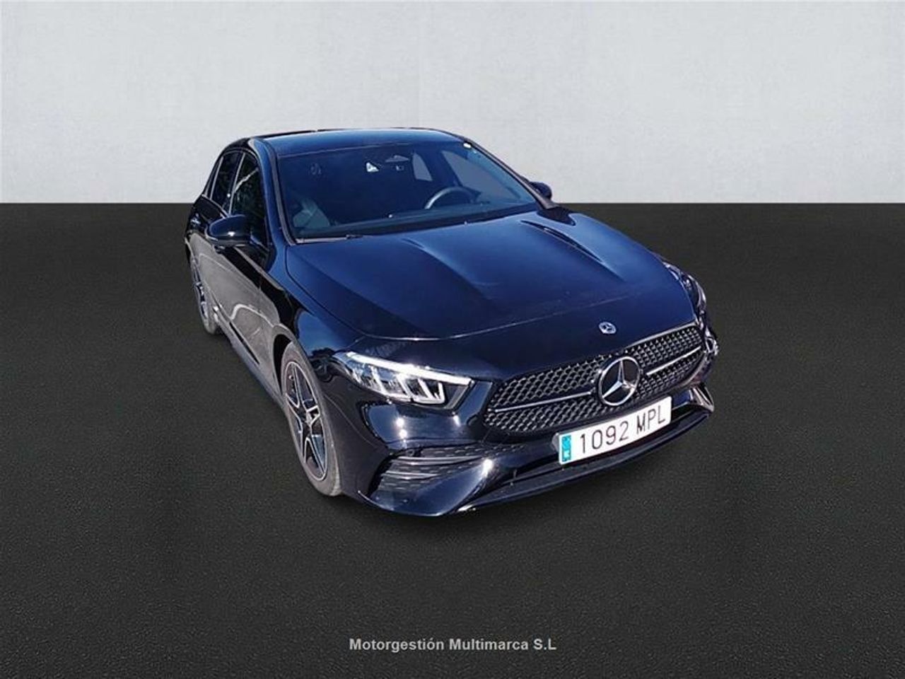 mercedes clase a 2024 / foto grande (3)