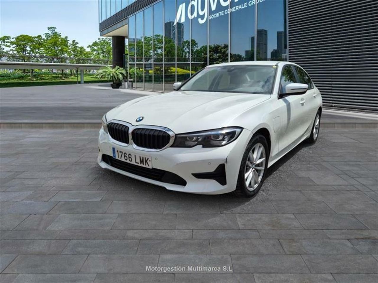 Foto bmw serie 3 2021 /
