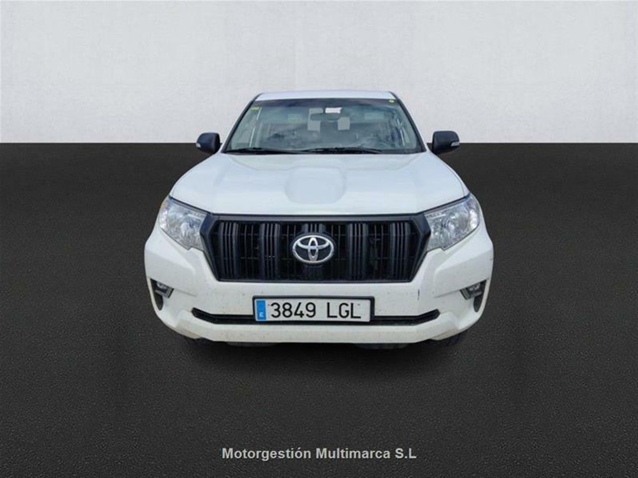 Toyota Land Cruiser 2.8 D-4D GX - foto 2