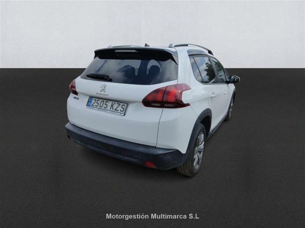 Peugeot 2008 Signature BlueHDi 73KW (100CV) - foto 4