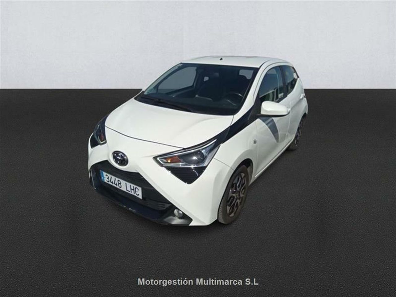Toyota Aygo 1.0 70 x-play