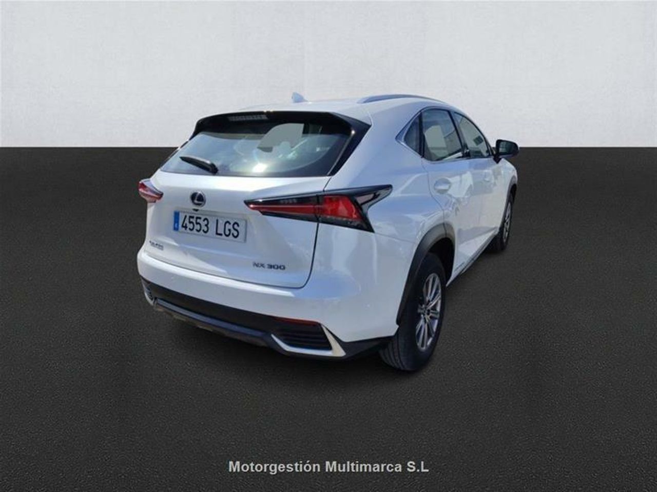 Lexus NX 2.5 300h Business Navigation 2WD - foto 4
