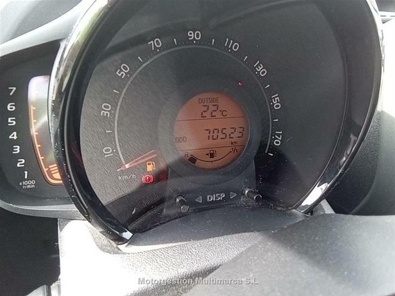 Toyota Aygo 1.0 70 x-play - foto 7