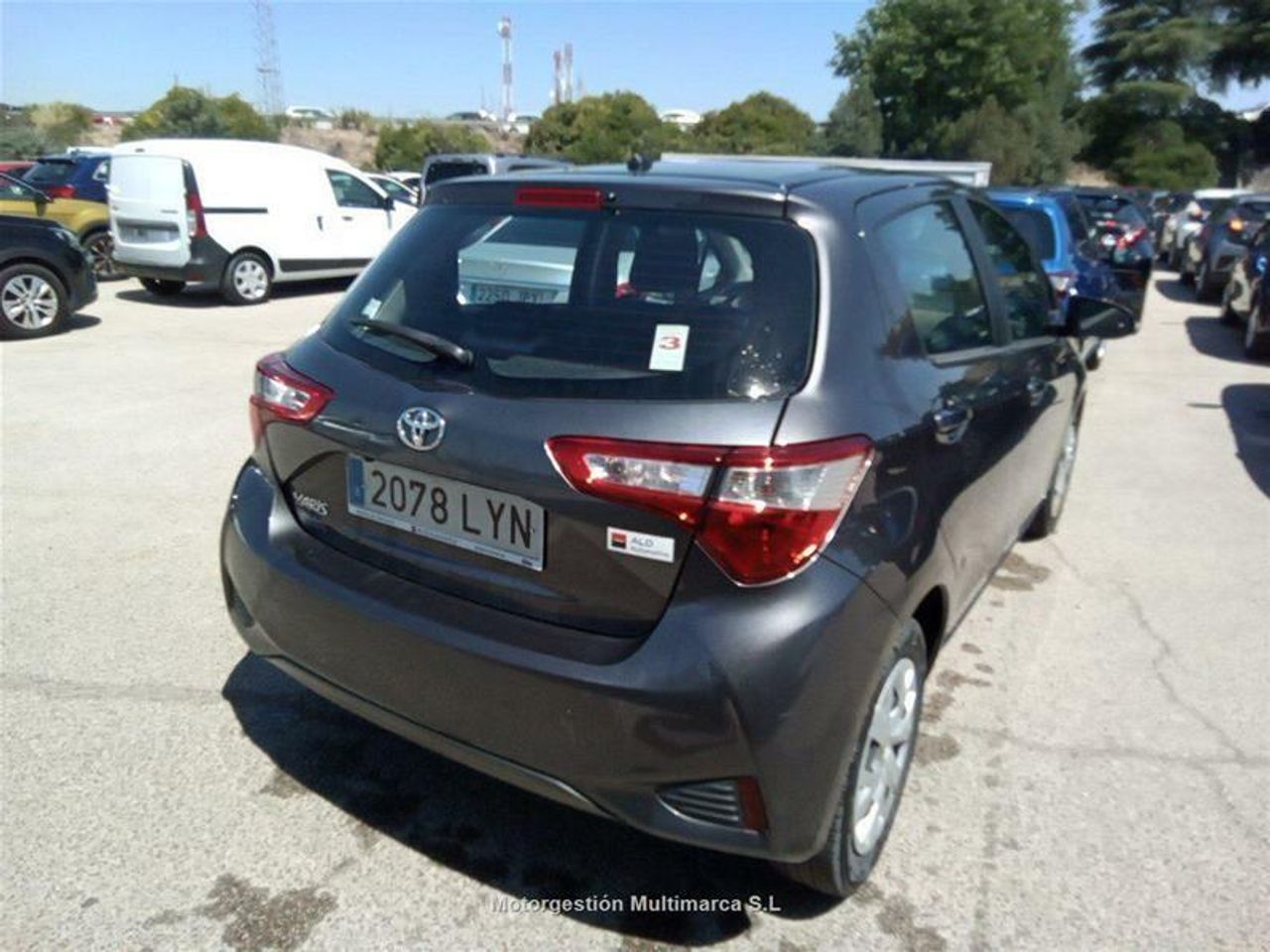 Toyota Yaris 1.5 110 Active Tech - foto 3