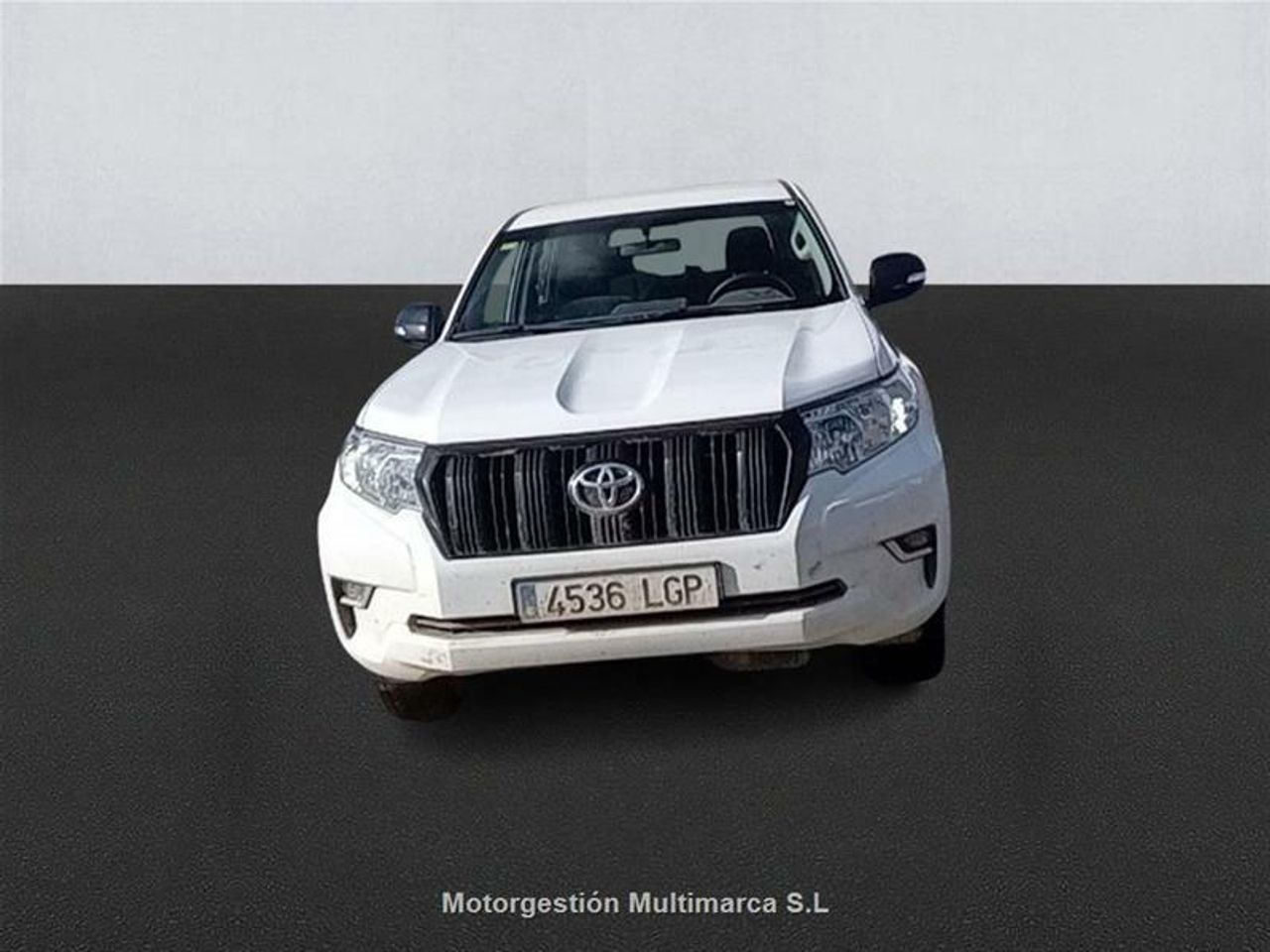 Toyota Land Cruiser 2.8 D-4D GX - foto 2