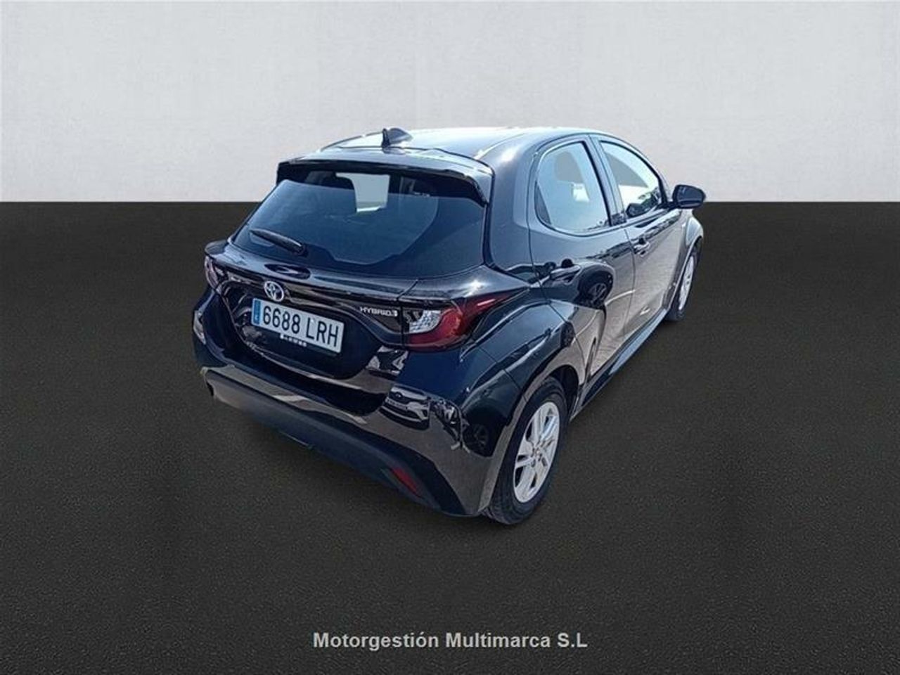 Toyota Yaris 1.5 120H Business Plus - foto 4