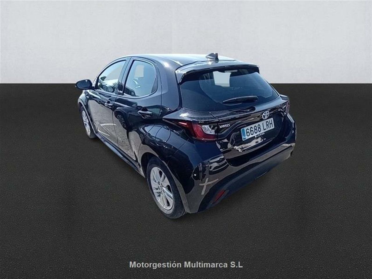 Toyota Yaris 1.5 120H Business Plus - foto 6