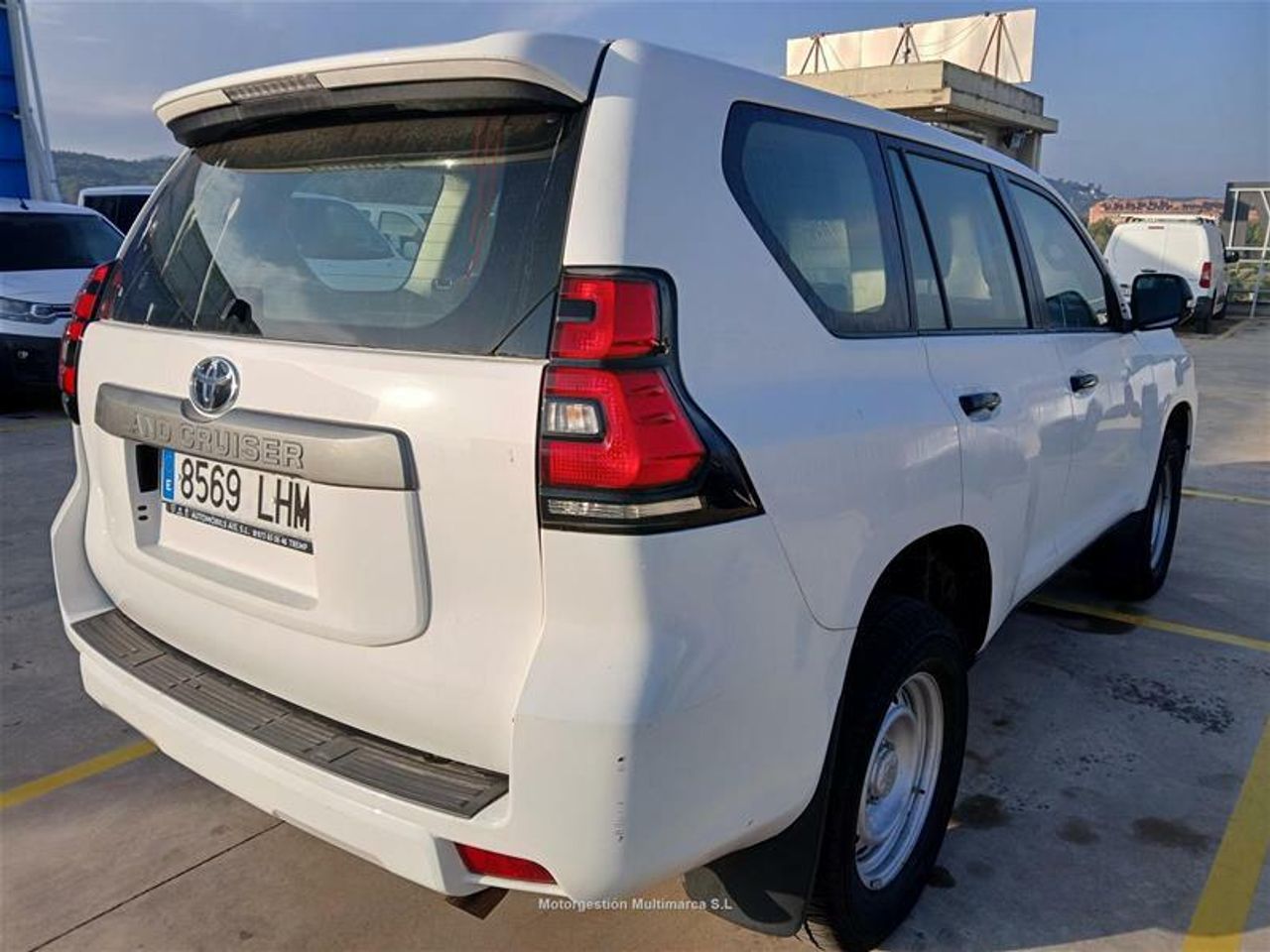 Toyota Land Cruiser 2.8 D-4D GX - foto 9