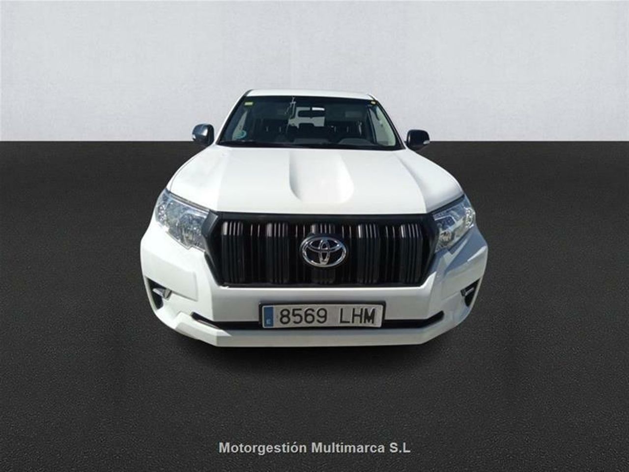 Toyota Land Cruiser 2.8 D-4D GX - foto 2