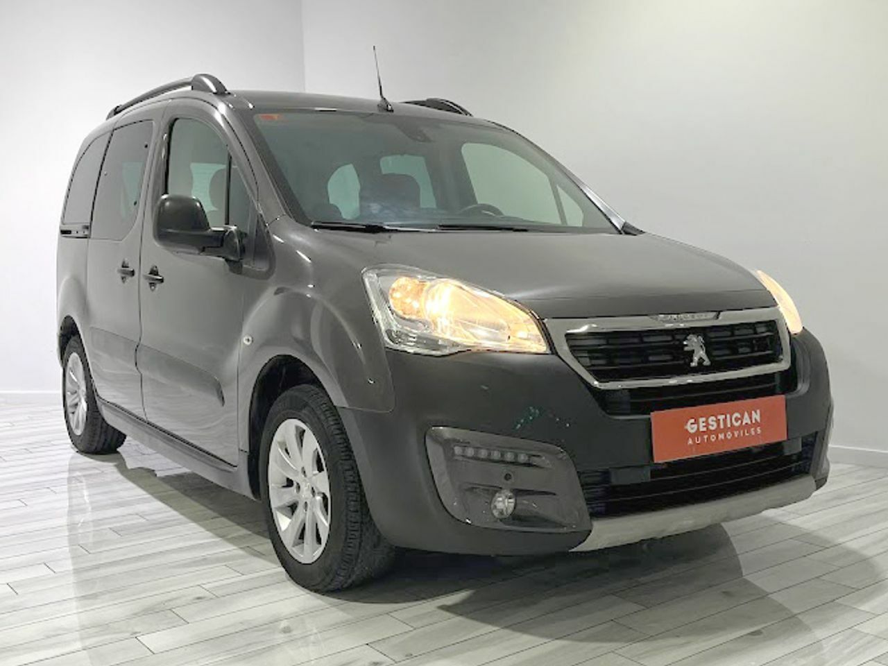 peugeot partner 2018 / foto grande (2)