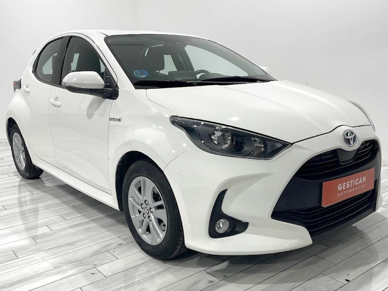 toyota yaris 2023 / foto grande (3)