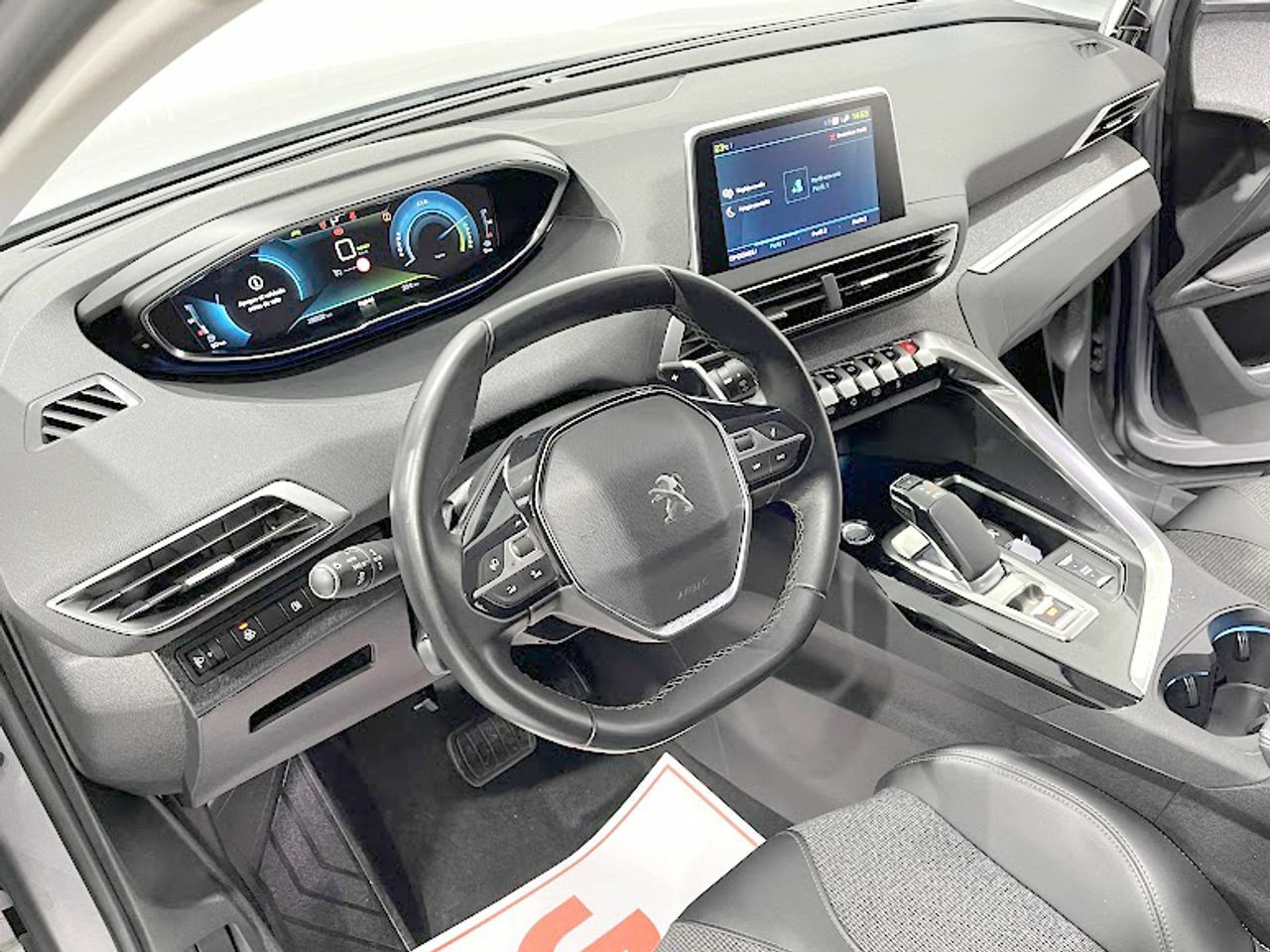 peugeot 3008 hybrid 2022 / foto grande (2)