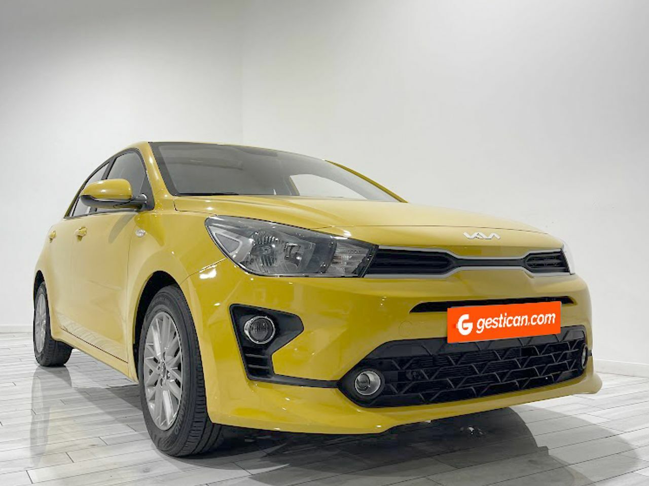 kia rio 2023 / foto grande (2)