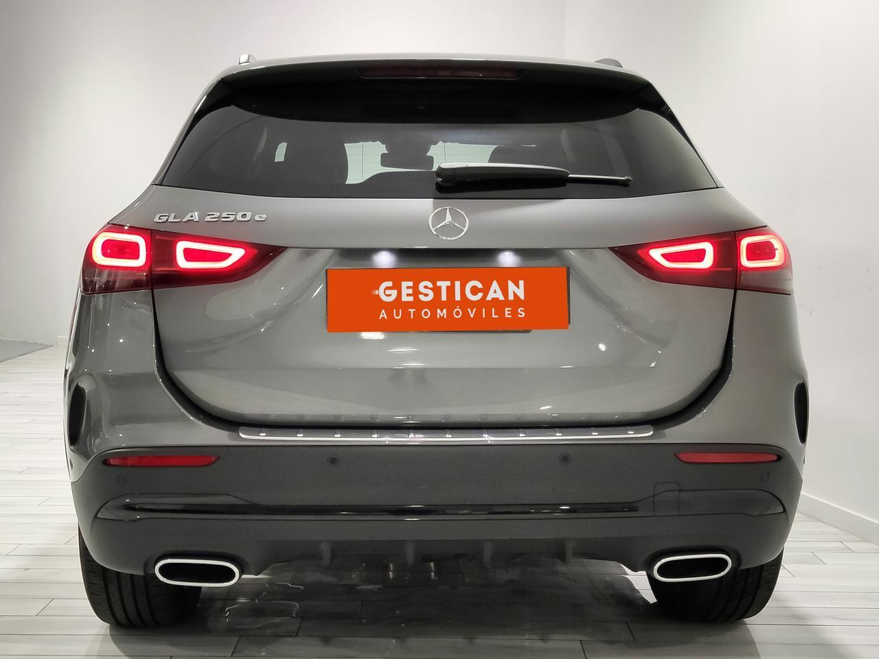 mercedes gla 2021 / foto grande (2)