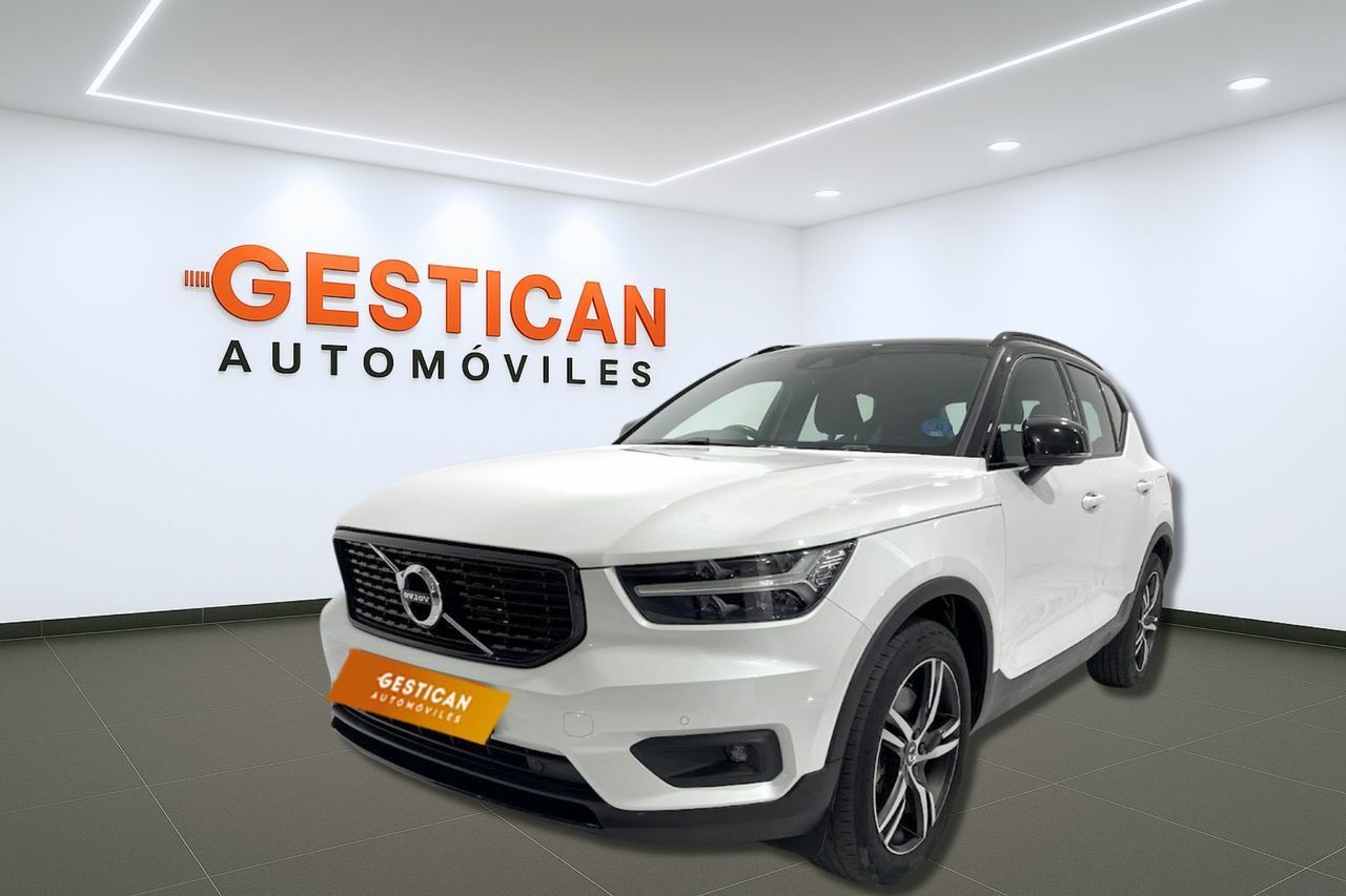 volvo xc40 2021 /