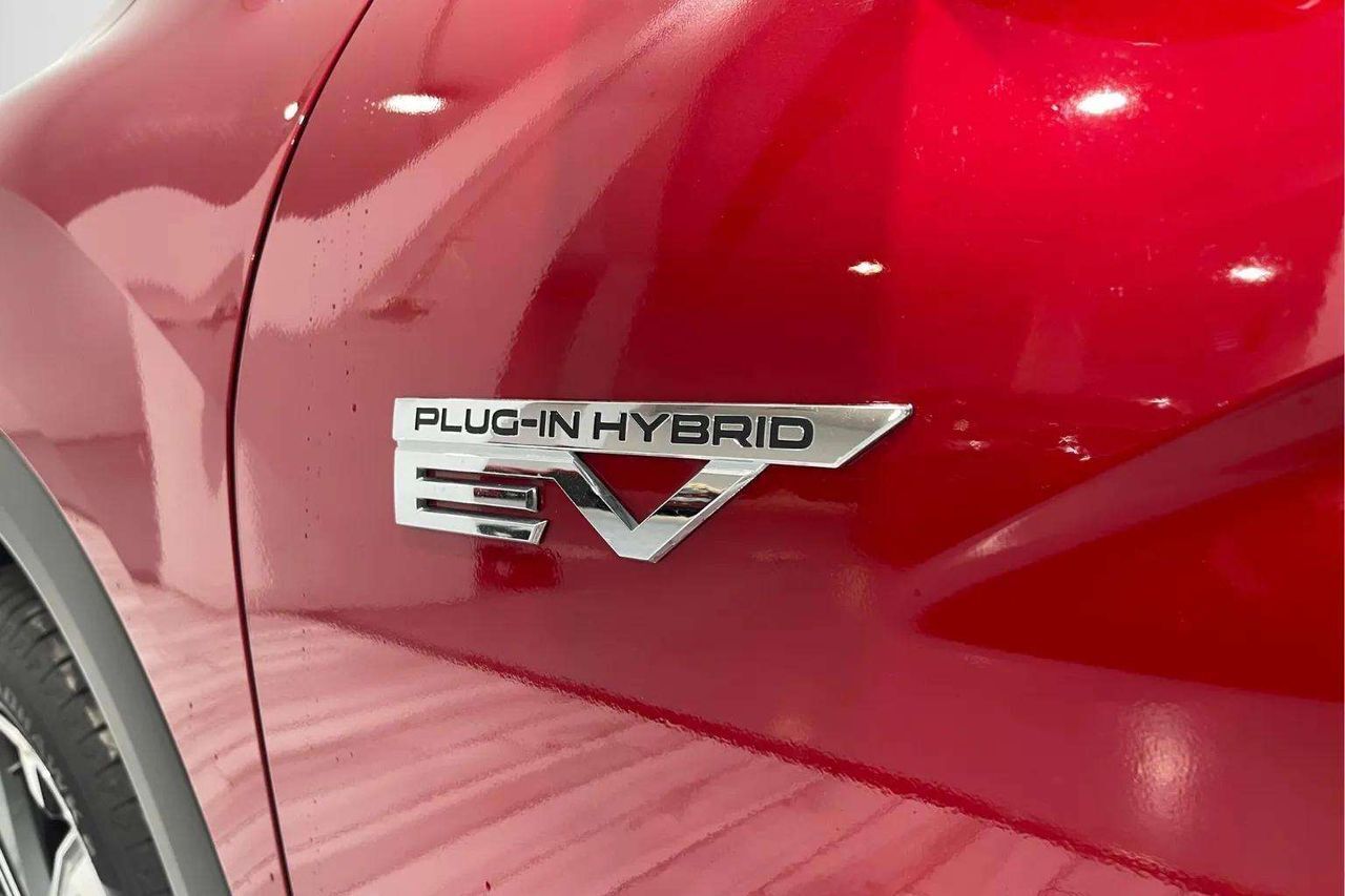 Mitsubishi Eclipse Cross 2.4 PHEV Kaiteki Auto 4WD - foto 23
