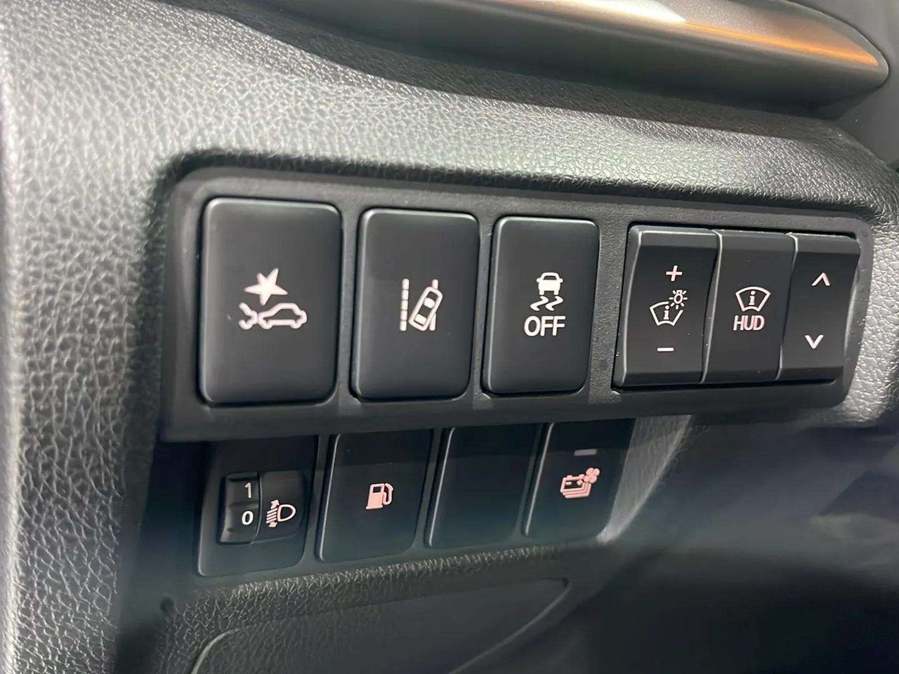 Mitsubishi Eclipse Cross 2.4 PHEV Kaiteki Auto 4WD - foto 17