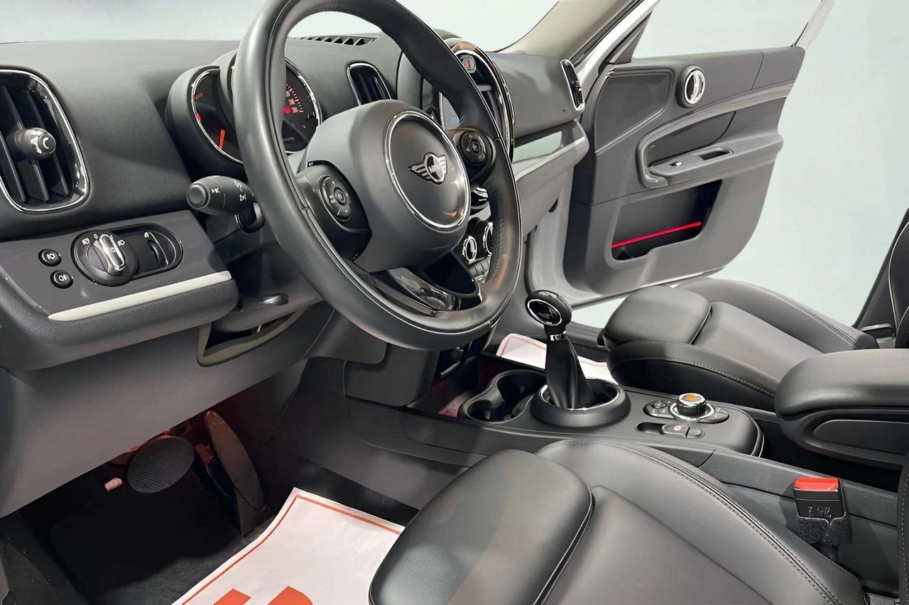 MINI Countryman Cooper S E ALL4 - foto 9