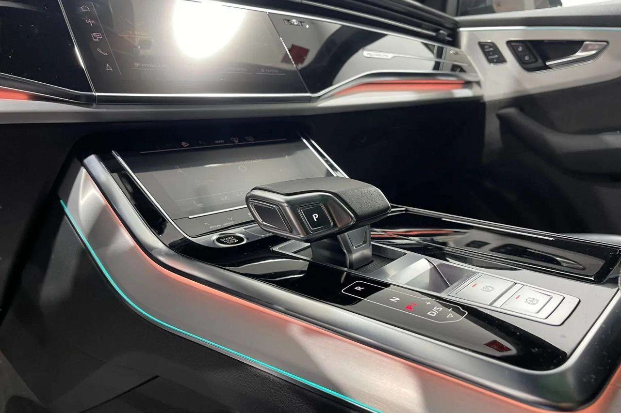 Audi Q8 60 TFSIe S Line 250kW quattro tiptronic - foto 19