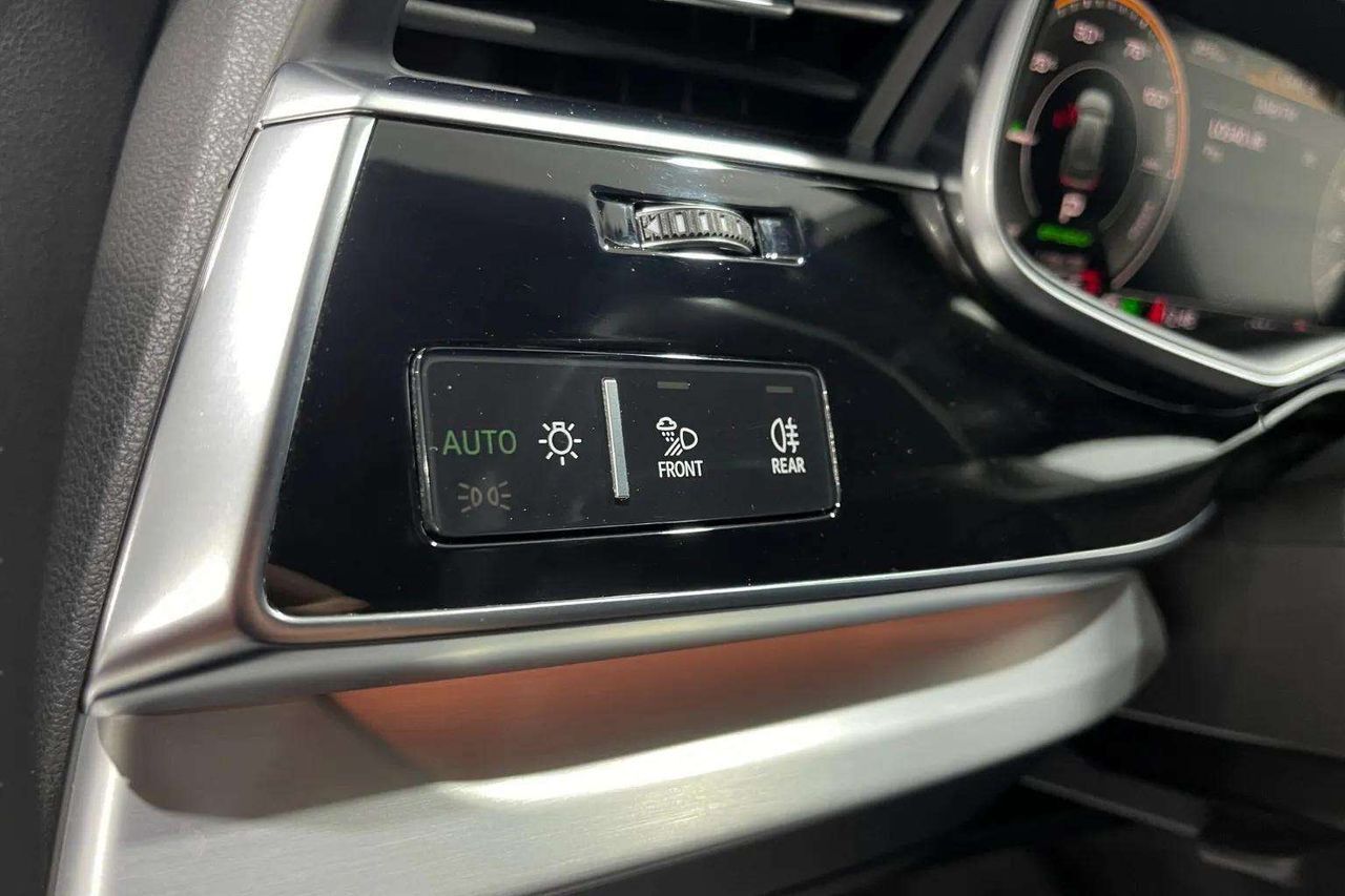 Audi Q8 60 TFSIe S Line 250kW quattro tiptronic - foto 18