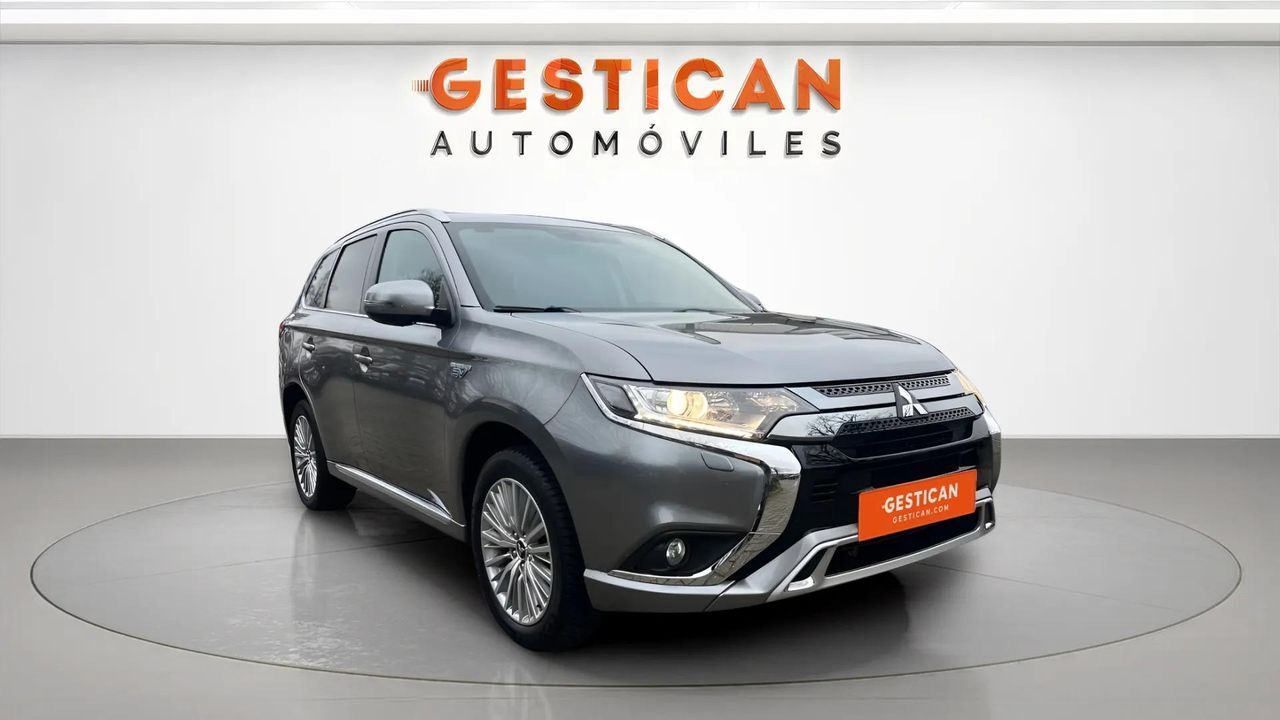 Mitsubishi Outlander 2.4 PHEV Kaiteki Auto 4WD - foto 3