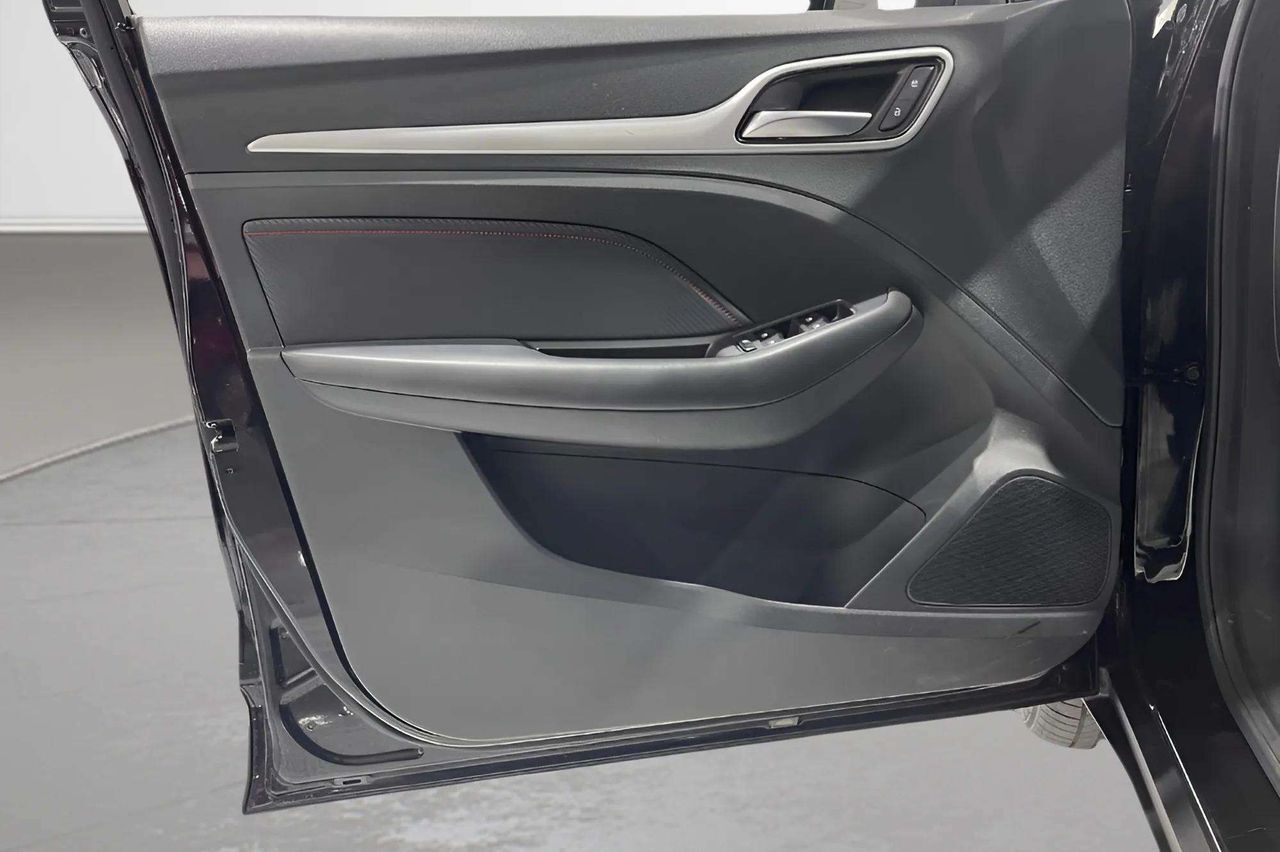 MG ZS 1.0T Luxury Auto - foto 19