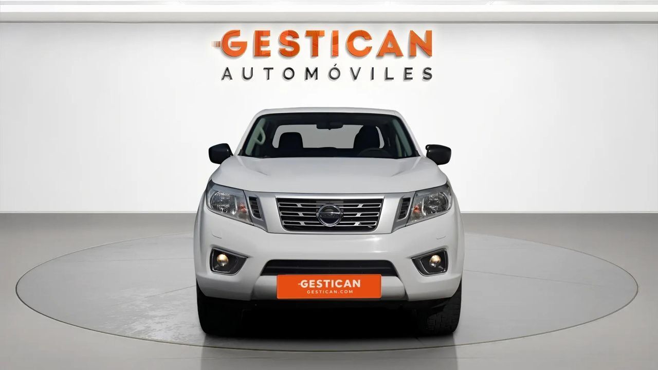 Nissan Navara 2.5 dCi 144CV FE Doble Cabina Cab 4X4 - foto 3