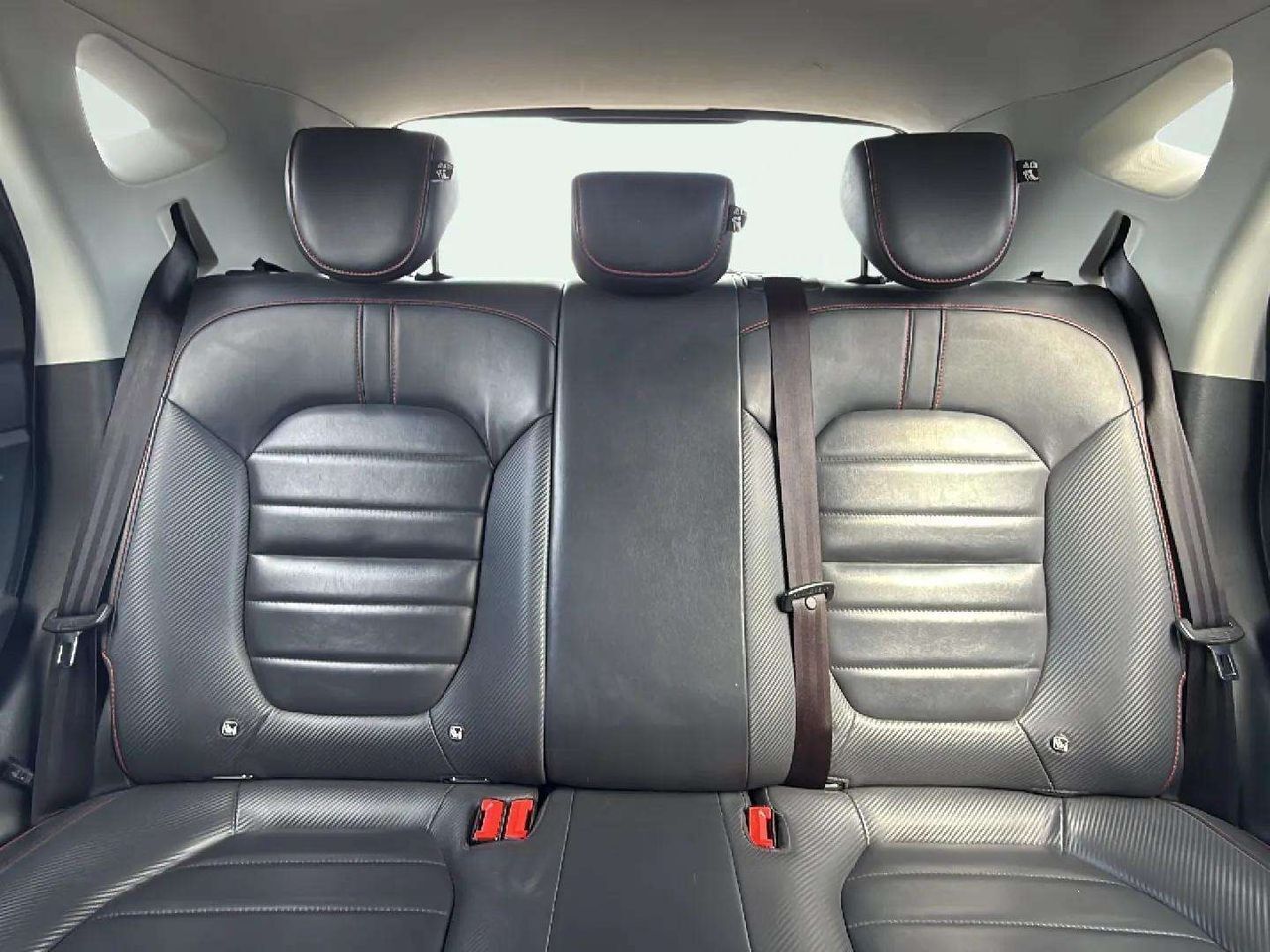 MG ZS 1.5 Luxury - foto 18