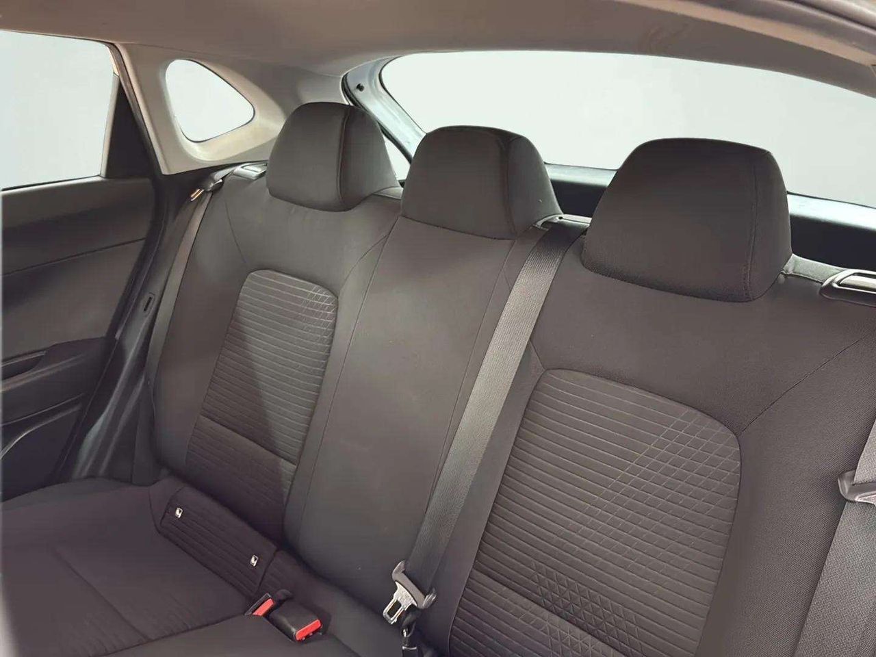 Hyundai i20 1.2 MPI Essence - foto 16