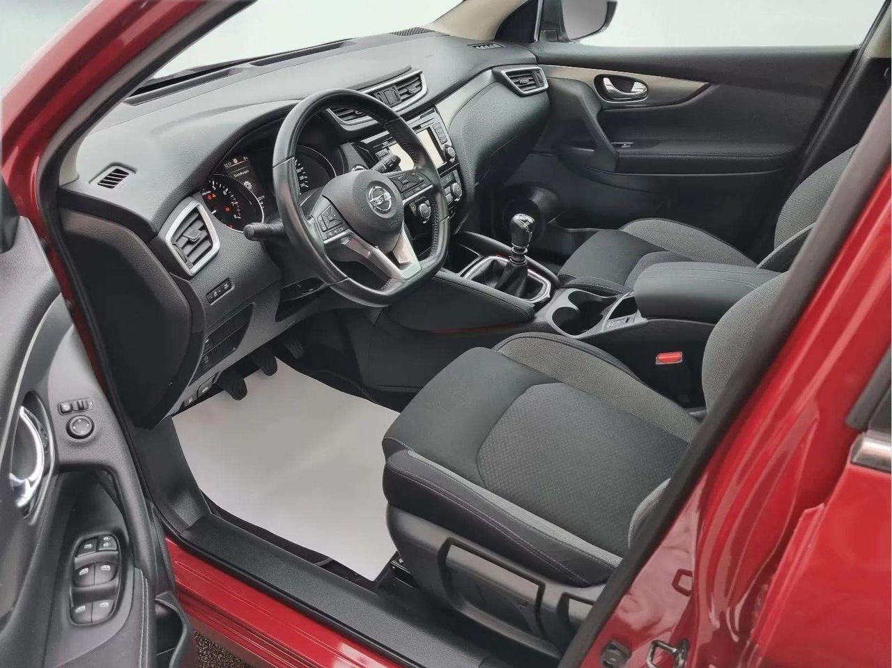 Nissan Qashqai DIG-T 103 kW (140 CV) E6D ACENTA - foto 6