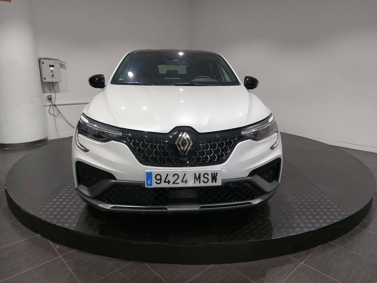 Mudanzas precios bajos barcelona  de segunda mano en Barcelona - renault arkana 2024 /
