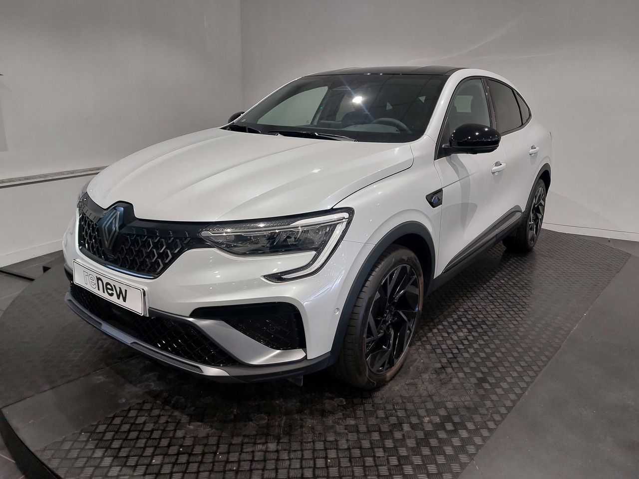 Mudanzas precios bajos barcelona  de segunda mano en Barcelona - renault arkana 2024 /
