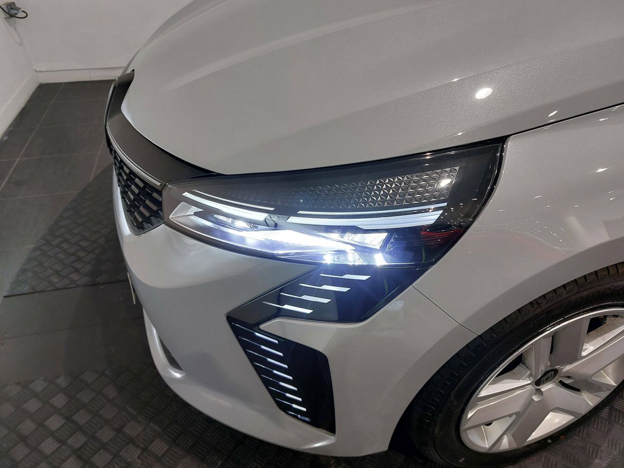 renault clio 2025 / foto grande (3)