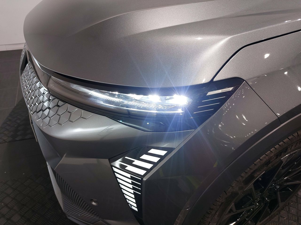 Renault Scénic E-Tech Esprit Alpine Gran Autonomía 160kW Esp - foto 18