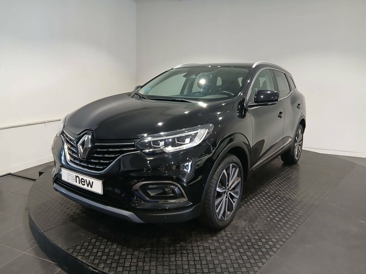 Vestido completamente  de segunda mano - renault kadjar 2019 /
