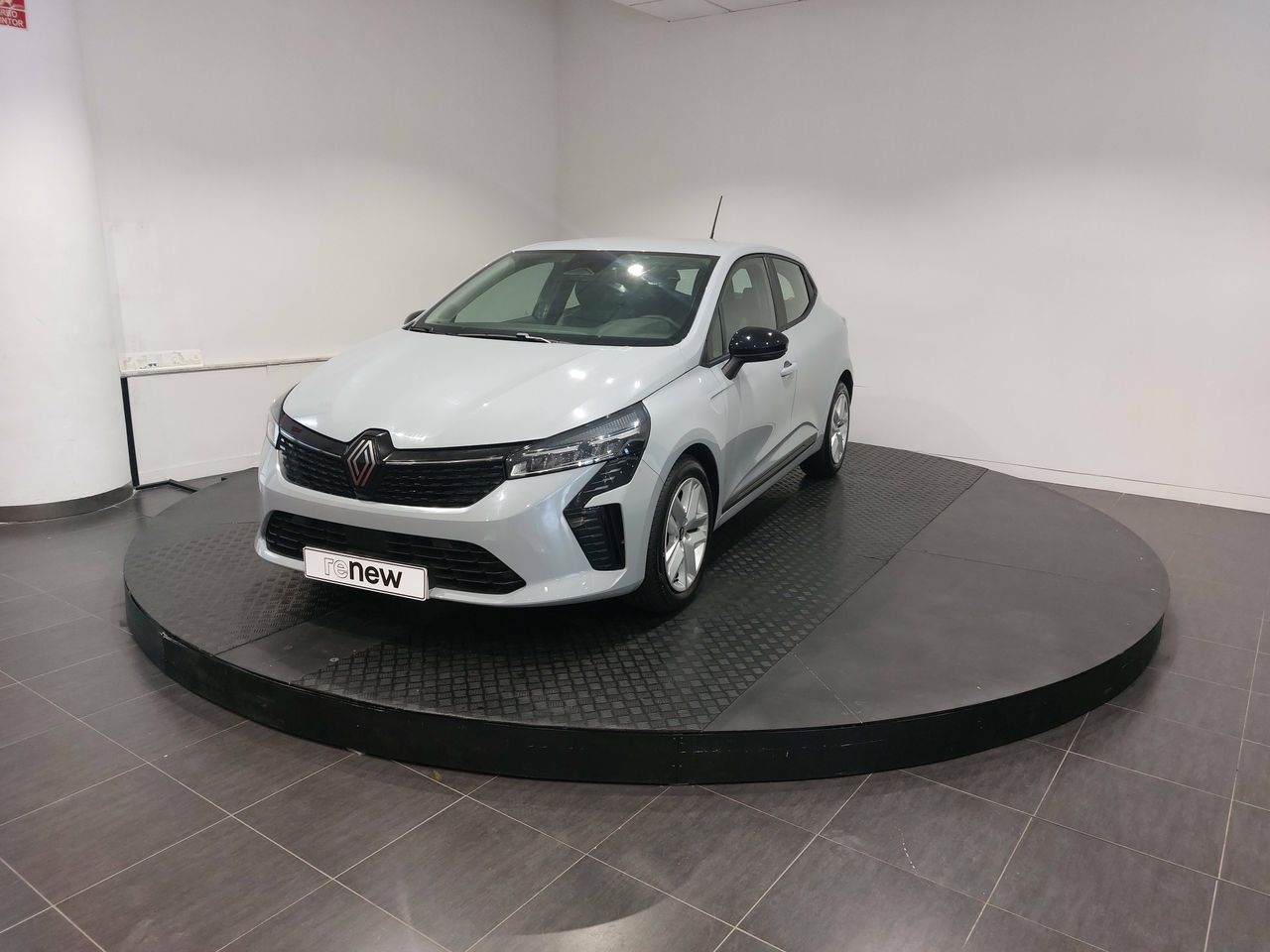 renault clio 2024 /