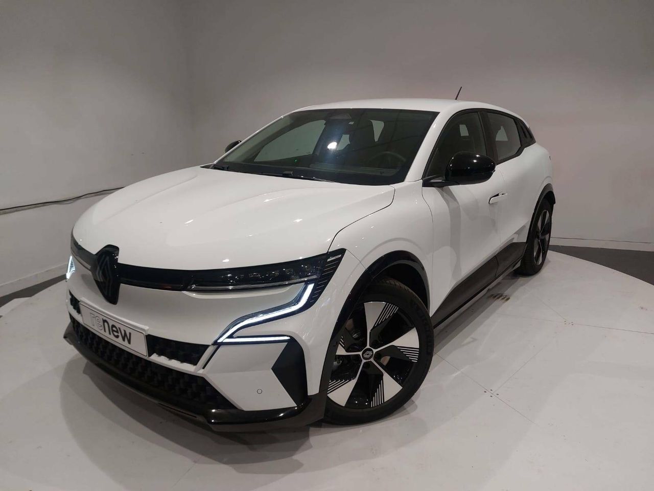 renault megane 2023 /