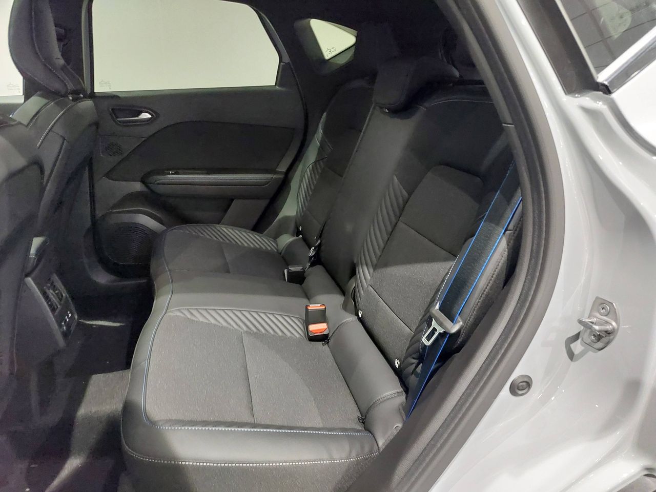 Renault Captur Captur E-TECH Híbrido esprit Alpine 105kW esp - foto 19