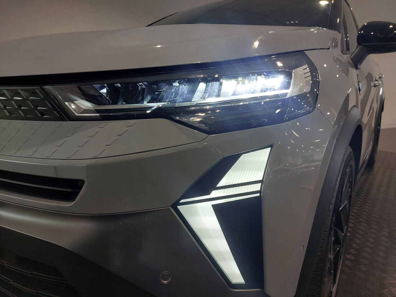 Renault Captur Captur E-TECH Híbrido esprit Alpine 105kW esp - foto 7