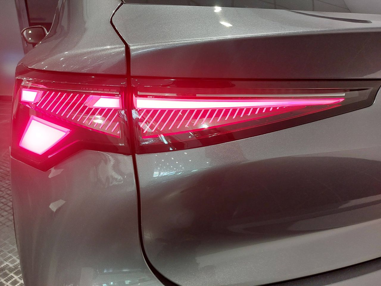 Renault Rafale Rafale E-Tech Atelier Alpine 4x4 221kW Atelie - foto 8