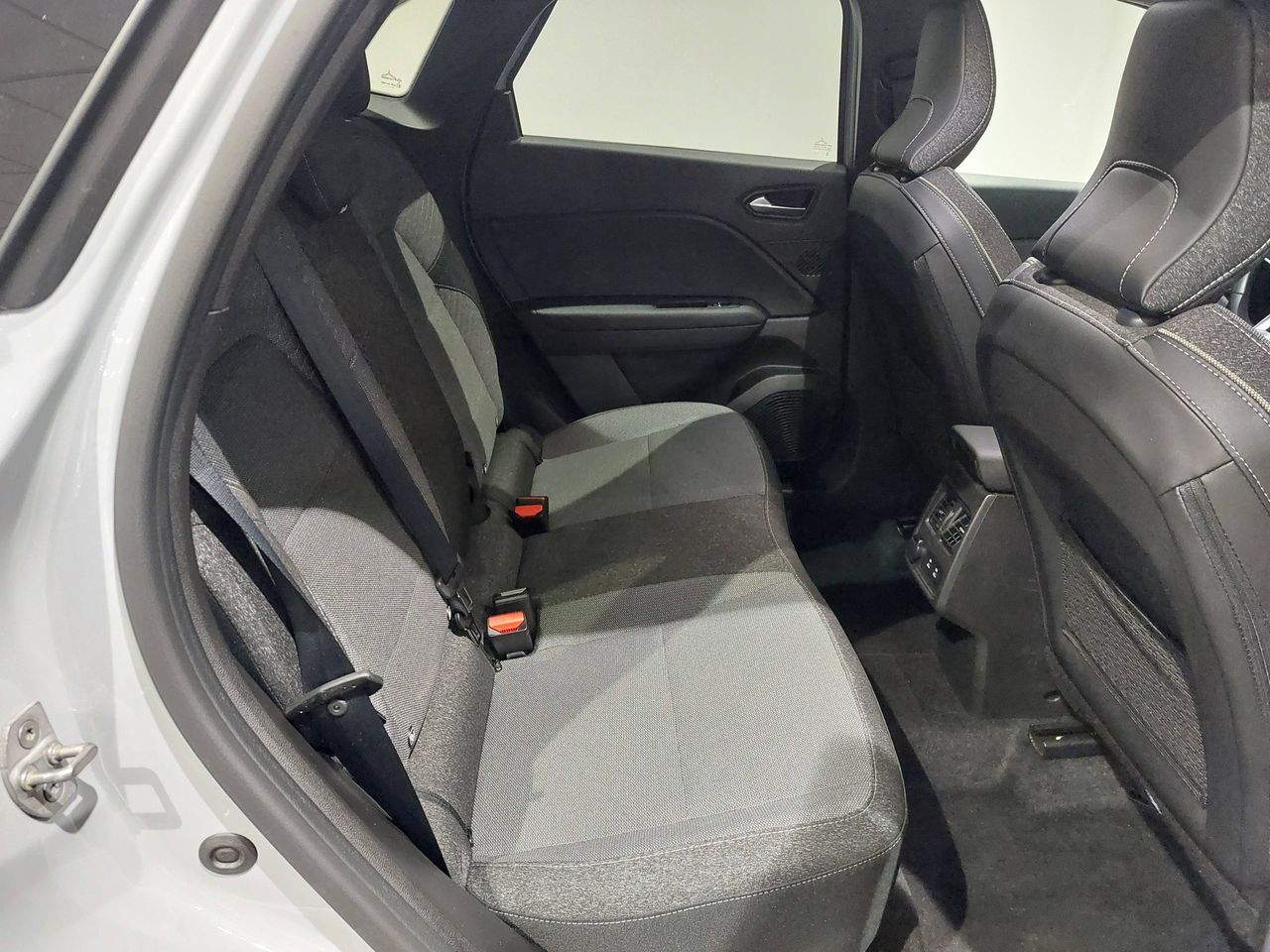 Renault Symbioz Symbioz E-TECH Full Hybrid Techno 105kW Tech - foto 19