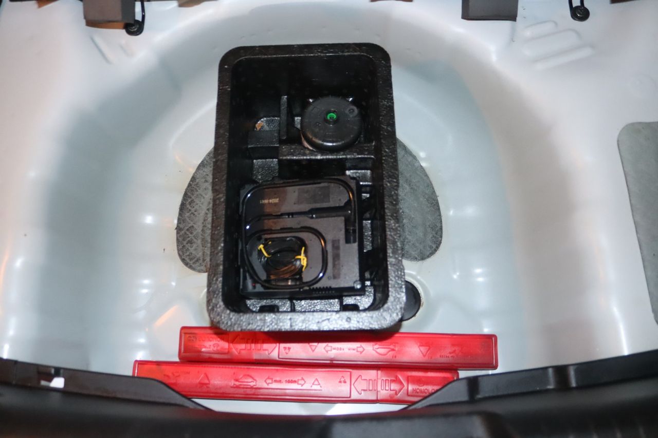 Hyundai i10 1.0 Klass - foto 17