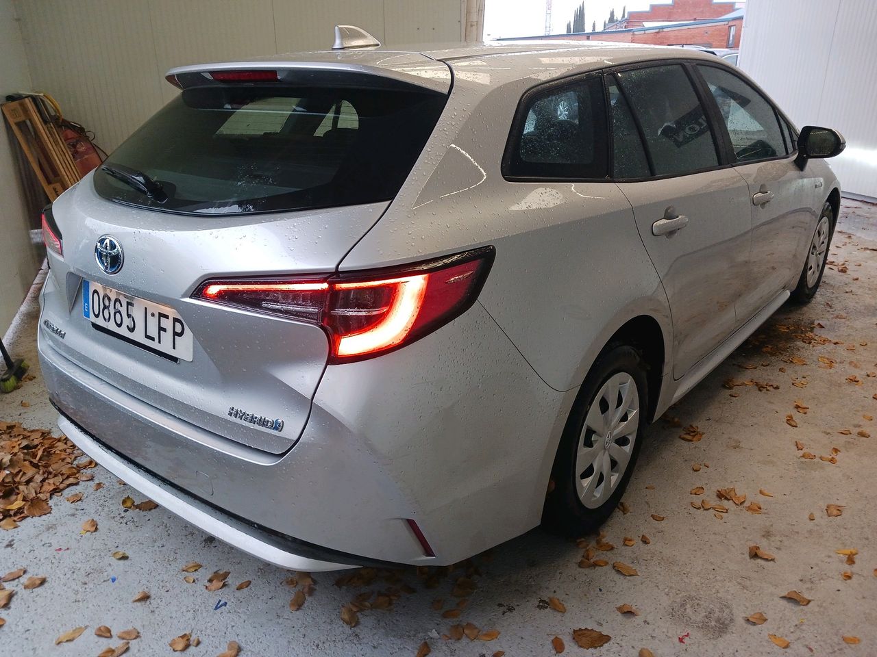 Toyota Corolla 1.8 125H BUSINESS E-CVT TOURING SPORT