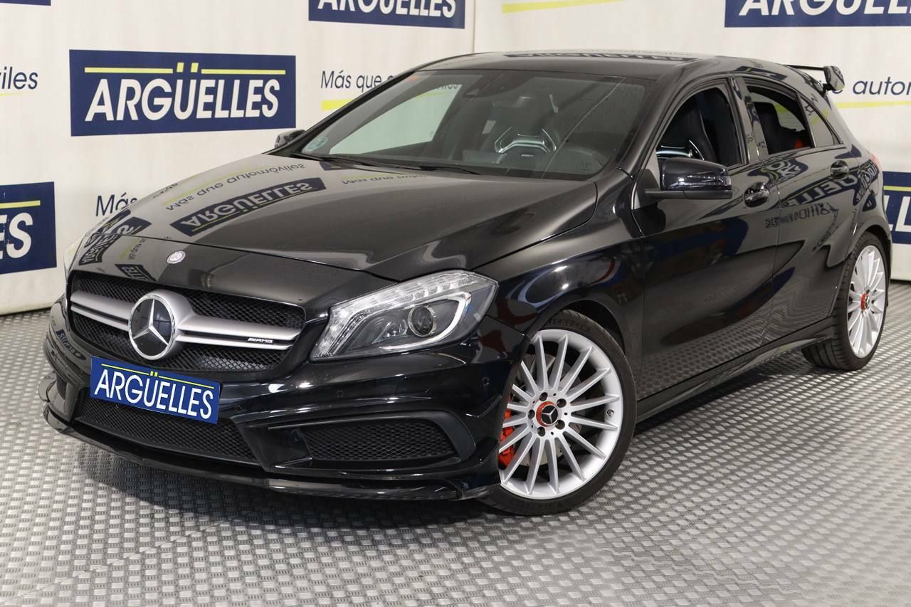 Conexiones usb y aux  de segunda mano - mercedes clase a 2014 /