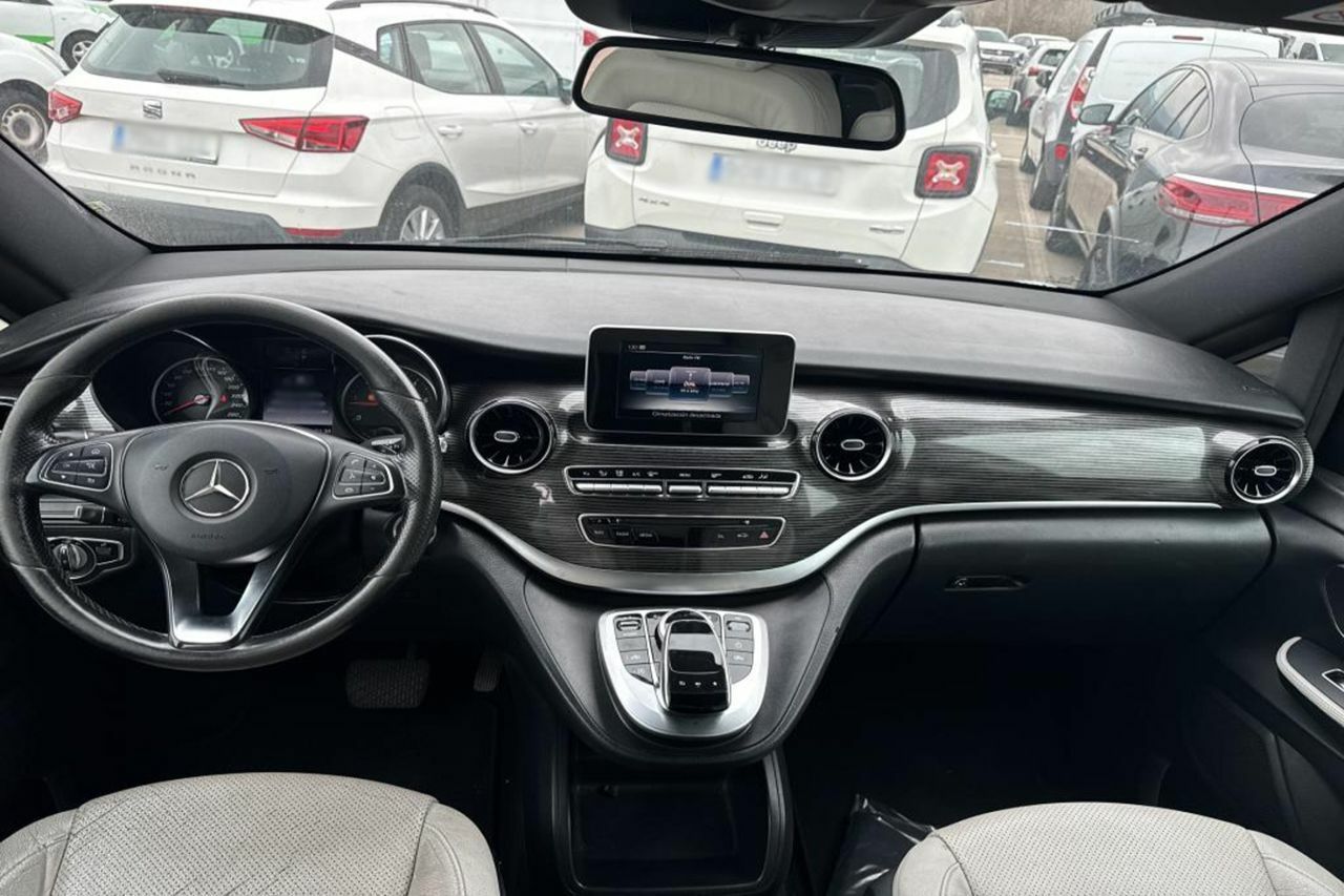 mercedes clase v 2019 / foto grande (3)